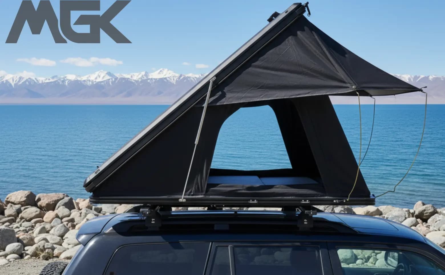 Triangle Aluminium Hard Shell Roof Top Tent Triangle Aluminium Hard Shell Roof Top Tent